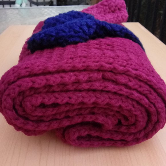 Burgundy Scarf and Head or wristband - Picture 15 of 15